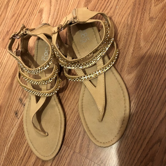Sandals - Picture 2 of 2